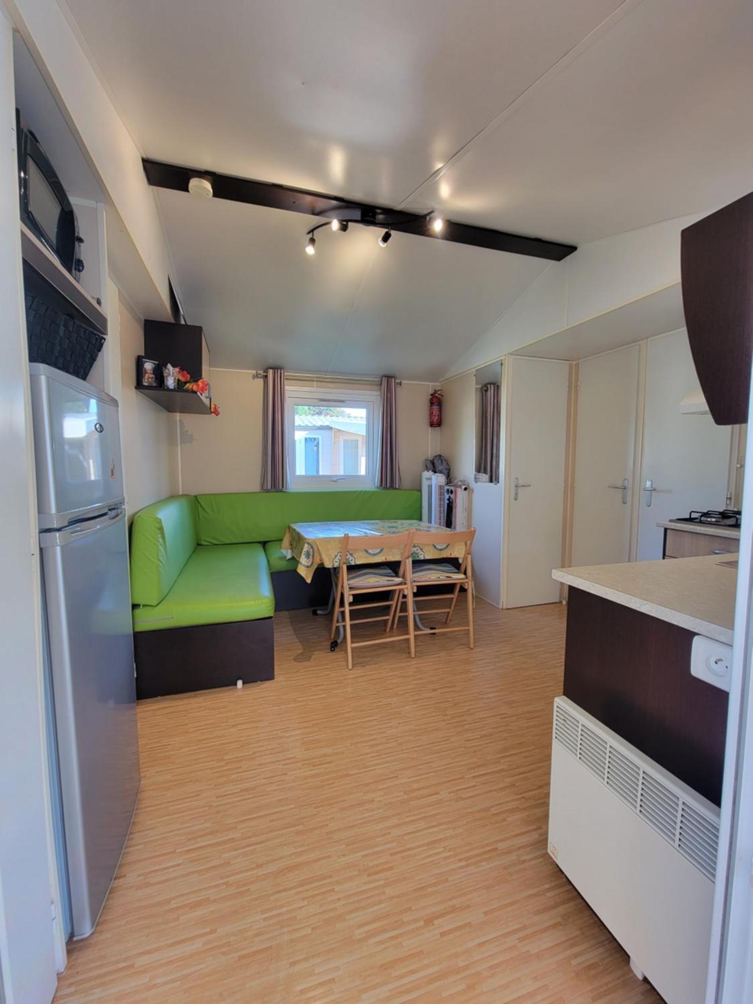 Mobilhome Au Camping Les Salins De La Gardiole Ex Camping Europe Vic-la-Gardiole Exterior foto