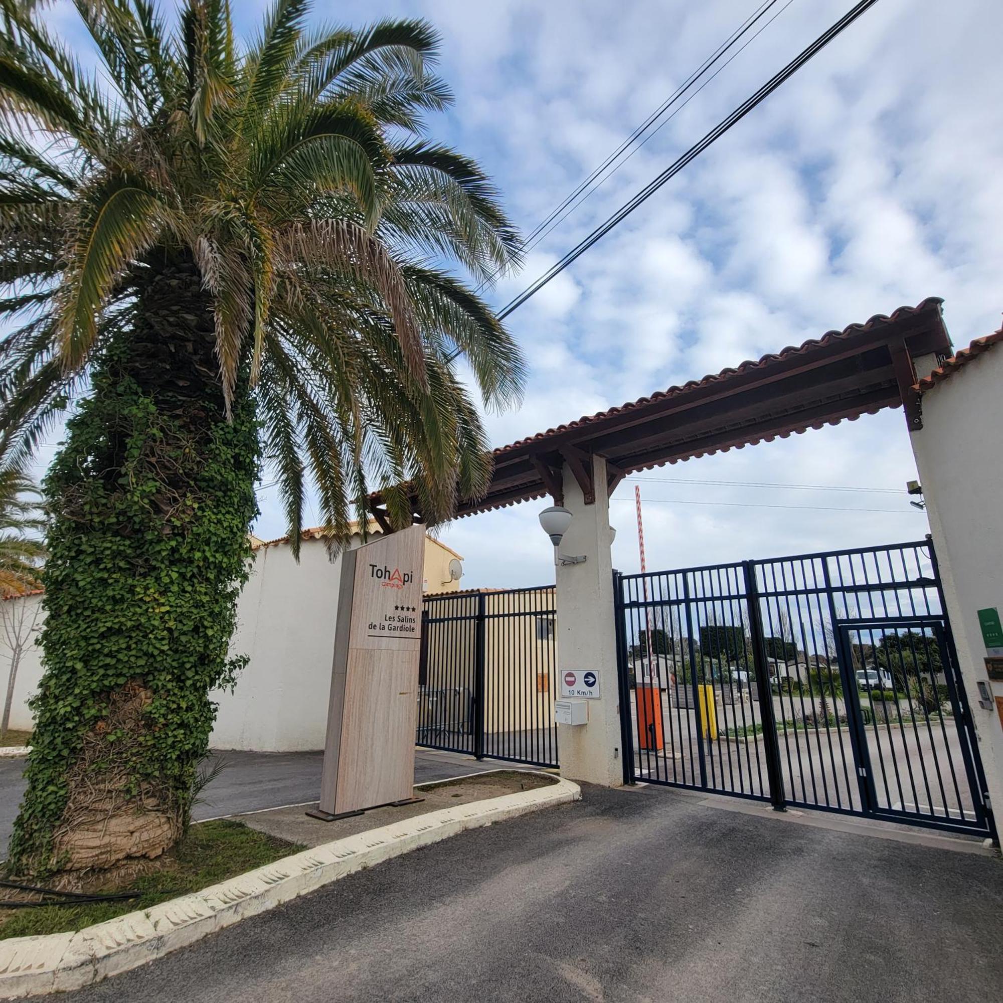 Mobilhome Au Camping Les Salins De La Gardiole Ex Camping Europe Vic-la-Gardiole Exterior foto